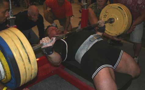 Another huge bench press attempt by James Grandick